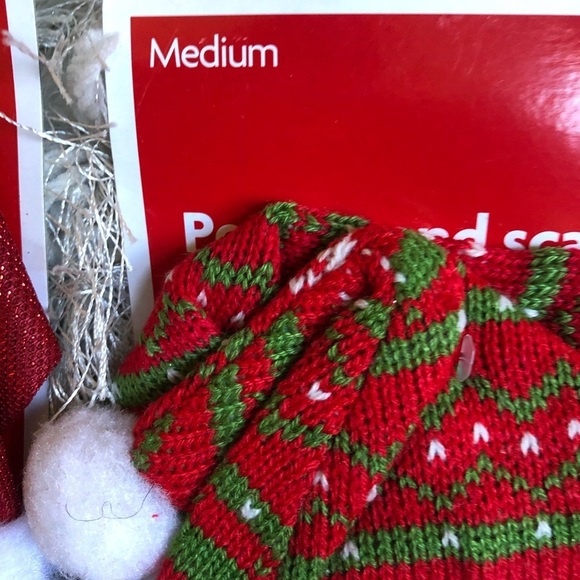 Pet Santa hat and scarf - Picture 6 of 8